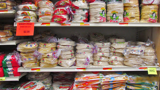 Grocery Store «Meridian Food Market», reviews and photos, 812 6th St, Miami Beach, FL 33139, USA