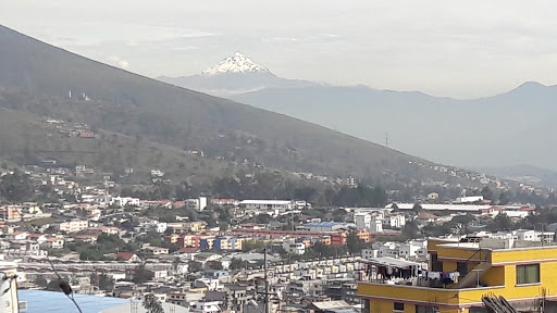 Taller costura Quito