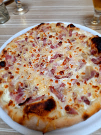 Plats et boissons du Pizzeria Pizza Tony à Bellevigne-les-Châteaux - n°12