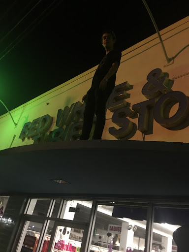 Thrift Store «Red White & Blue Thrift Store», reviews and photos, 12640 NE 6th Ave, Miami, FL 33161, USA