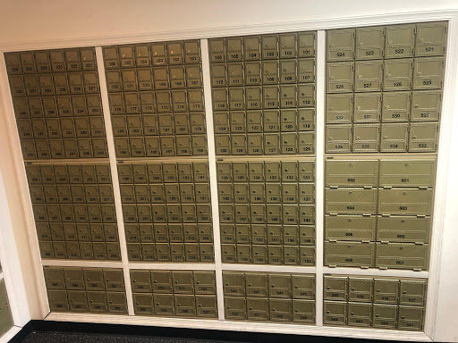 Shipping and Mailing Service «The UPS Store», reviews and photos, 208-10 Cross Island Pkwy, Bayside, NY 11360, USA