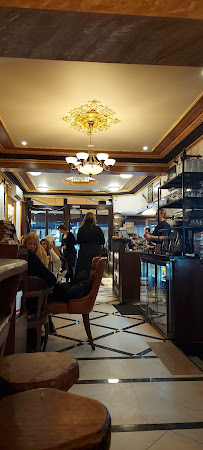 Atmosphère du Restaurant La Casita OX Turkısh Grill House à Paris - n°12