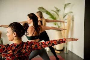 Oasis Studio Yoga image