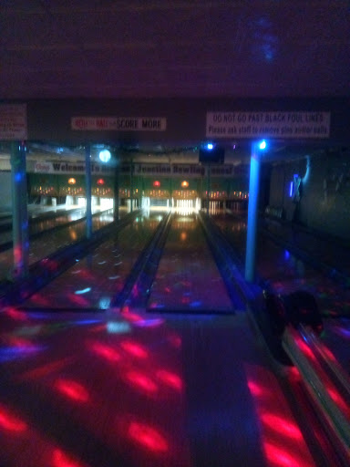 Bowling Alley «Diamond Junction Bowling Lanes», reviews and photos, 1446 N Main St, Palmer, MA 01069, USA