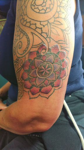 Tattoo Shop «Flesh Electric Tattoo», reviews and photos, 2110 McCullough Ave, San Antonio, TX 78212, USA