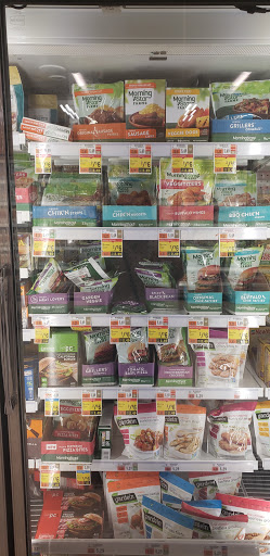 Supermarket «Price Chopper», reviews and photos, 410 Queen St, Southington, CT 06489, USA