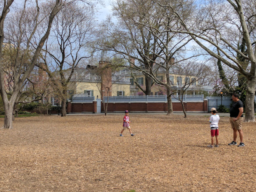 Park «Carl Schurz Park», reviews and photos, East 86th Street & East End Ave, New York, NY 10028, USA