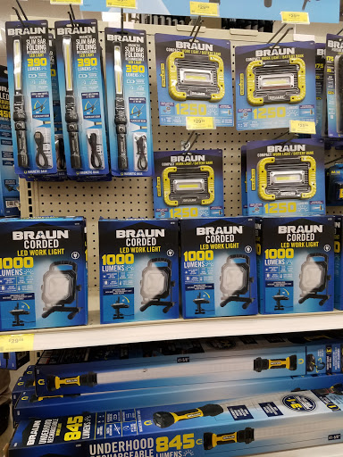 Hardware Store «Harbor Freight Tools», reviews and photos, 440 E Arrow Hwy, Covina, CA 91722, USA