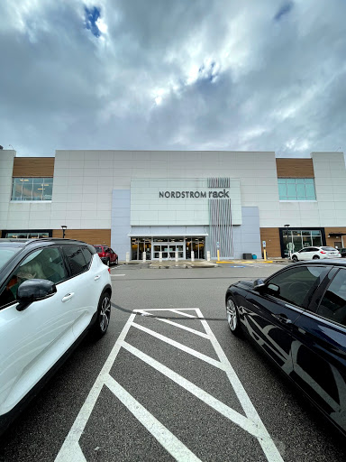 Department Store «Nordstrom Rack at The Block Northway», reviews and photos, 8031 McKnight Rd, Pittsburgh, PA 15237, USA