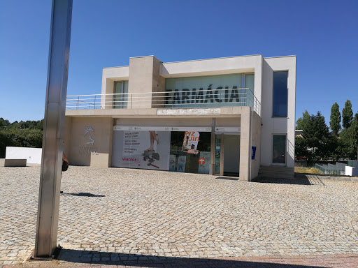 Información y opiniones sobre Farmácia Central de Sabugal, Portugal