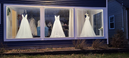 Expressions In Silk Bridal, 7530 Miller Rd, Swartz Creek, MI 48473, USA, 