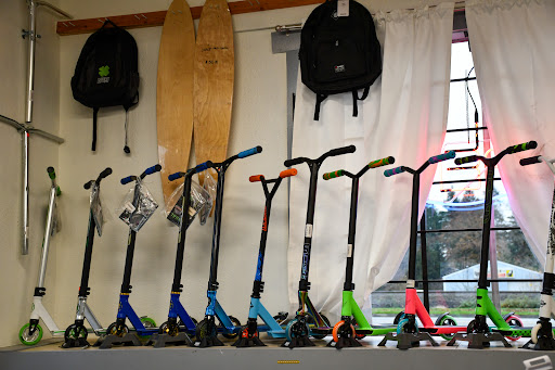 Bicycle Store «Barlow Bikes and boards», reviews and photos, 315 S Columbia River Hwy, St Helens, OR 97051, USA