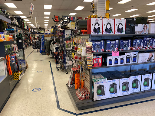Sporting Goods Store «Big 5 Sporting Goods», reviews and photos, 520 E First St, Tustin, CA 92780, USA