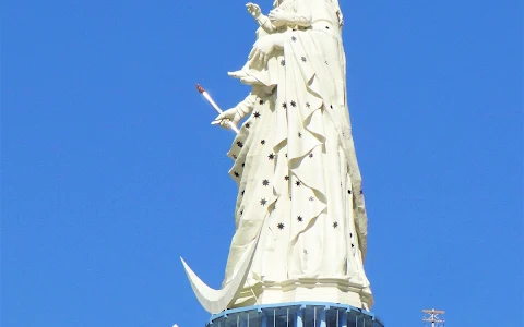 Monumento a la Virgen del Socavon image