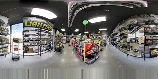 Truck Accessories Store «4 Wheel Parts - Van Nuys», reviews and photos, 7640 Sepulveda Blvd, Van Nuys, CA 91405, USA