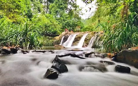 Malamura waterfall image