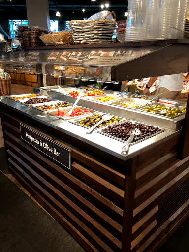 Grocery Store «The Fresh Market», reviews and photos, 1800 West Ave, Miami Beach, FL 33139, USA