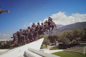 Çanakkale Martyrs' Monument and the Ataturk Exhibition Hall image