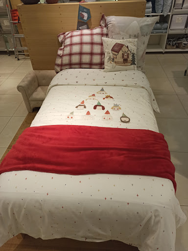Stores to buy bedding Moscow