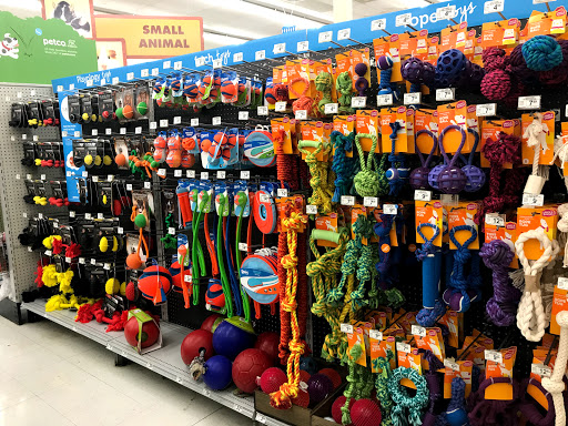 Pet Supply Store «Petco Animal Supplies», reviews and photos, 1820a W Uintah St, Colorado Springs, CO 80904, USA