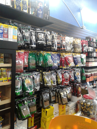 Tobacco Shop «Waves Smoke & Vapes», reviews and photos, 6740 E University Dr #103, Mesa, AZ 85205, USA