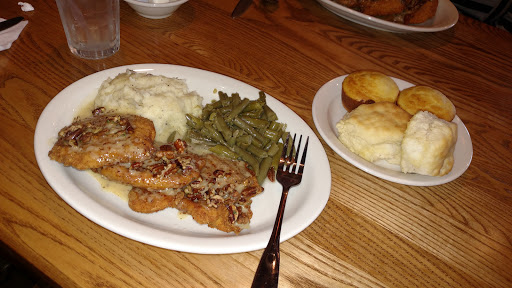 American Restaurant «Cracker Barrel Old Country Store», reviews and photos, 103 Paradise St, Manchester, TN 37355, USA
