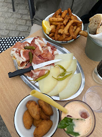 Plats et boissons du Restaurant Une Bouteille à la Nive à Bayonne - n°3