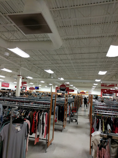 Department Store «T.J. Maxx», reviews and photos, 33 Holyoke St, Holyoke, MA 01040, USA