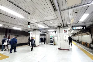 Bakurochō Station image
