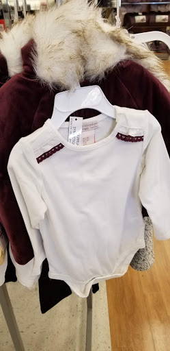 Department Store «T.J. Maxx», reviews and photos, 1334 Park St, Stoughton, MA 02072, USA