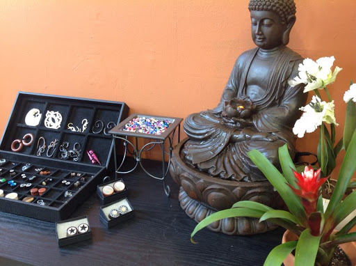 Tattoo Shop «Temple Tattoo and Body Piercing Studio», reviews and photos, 840 Juniper Crescent #113, Chesapeake, VA 23320, USA