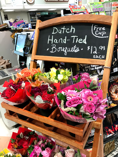 Grocery Store «Harris Teeter», reviews and photos, 2476 Nimmo Pkwy, Virginia Beach, VA 23456, USA
