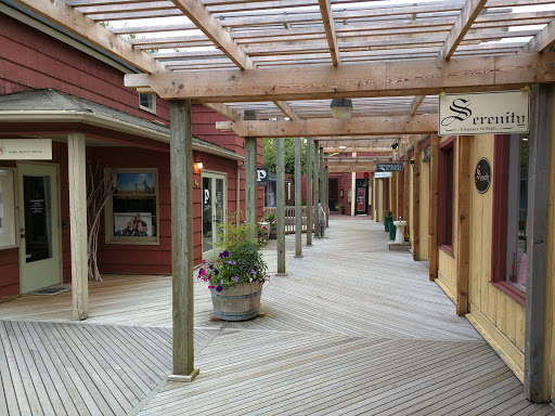 Shopping Mall «Gilman Village», reviews and photos, 317 NW Gilman Blvd # 32, Issaquah, WA 98027, USA