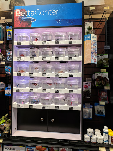 Pet Store «Pet Valu», reviews and photos, 1422 North Point Village Center, Reston, VA 20194, USA