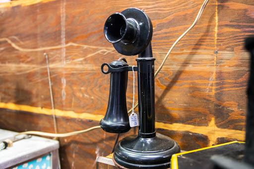 Thrift Store «Pocket Change Thrift, Antiques, and re-purpose store», reviews and photos, 1300 E State St, Alliance, OH 44601, USA