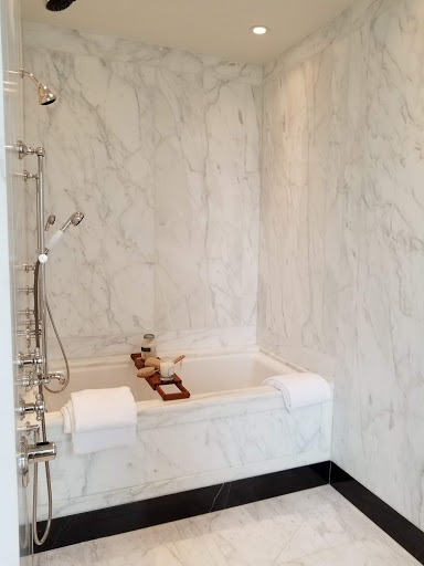 Historical Landmark «The Woolworth Building», reviews and photos, 233 Broadway, New York, NY 10007, USA