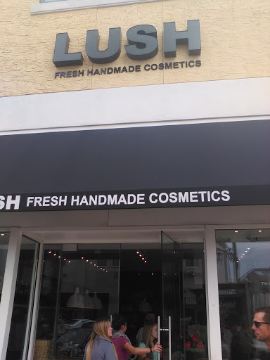 Cosmetics Store «LUSH», reviews and photos, 4813 River City Dr, Jacksonville, FL 32246, USA