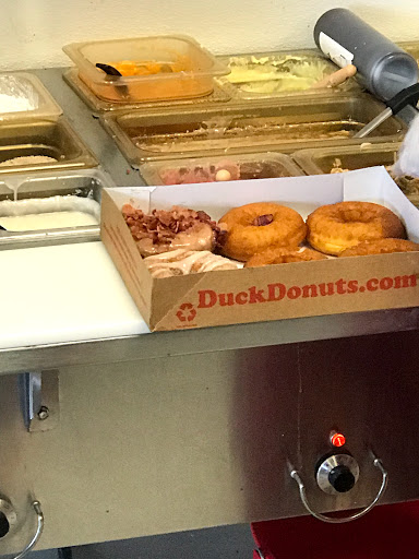 Donut Shop «Duck Donuts», reviews and photos, 1710 Kenilworth Ave #220, Charlotte, NC 28203, USA