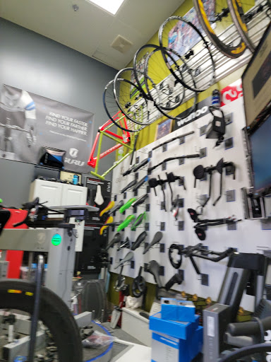 Sporting Goods Store «Evolve Bicycles», reviews and photos, 13 Blake Blvd, Celebration, FL 34747, USA
