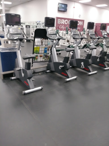 Health Club «Work Out World», reviews and photos, 75 Campanelli Industrial Dr, Brockton, MA 02301, USA