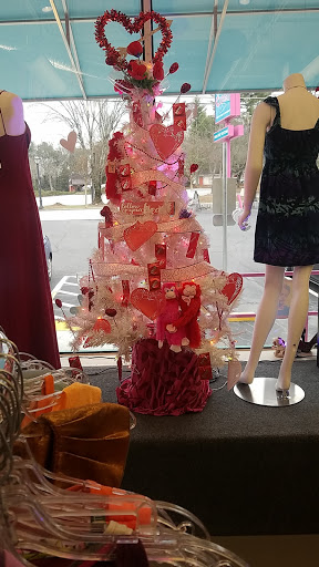 Thrift Store «Out Of The Closet Thrift Store», reviews and photos, 1858 Cheshire Bridge Rd NE, Atlanta, GA 30324, USA