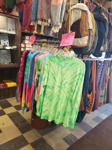 Gift Shop «Tinker Box», reviews and photos, 236 W Main St, Ravenna, OH 44266, USA