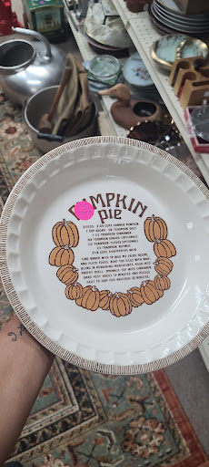 Consignment Shop «Hyde Park Consignments», reviews and photos, 4291 Albany Post Rd, Hyde Park, NY 12538, USA