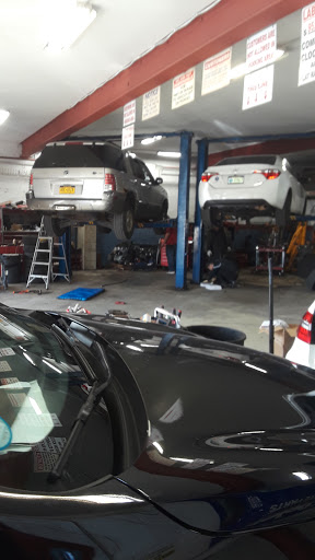Auto Body Shop «UNITED AUTO COLLISION AND REPAIR», reviews and photos, 2123 Neptune Ave, Brooklyn, NY 11224, USA
