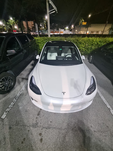 Shopping Mall «Arena Shops», reviews and photos, 14750 Biscayne Blvd, North Miami, FL 33181, USA