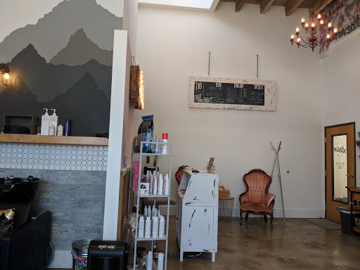 Chop Shop XoXo, 131 SE 3rd Ave, Hillsboro, OR 97124, USA