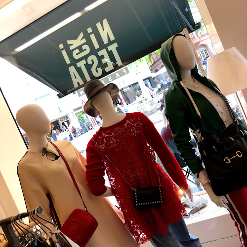 Rezensionen über Nicki Testa Fashion First and Secondhand in Basel - Bekleidungsgeschäft