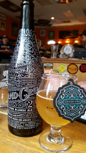 Beer Store «16 Tons Beer & Wine», reviews and photos, 265 E 13th Ave, Eugene, OR 97401, USA