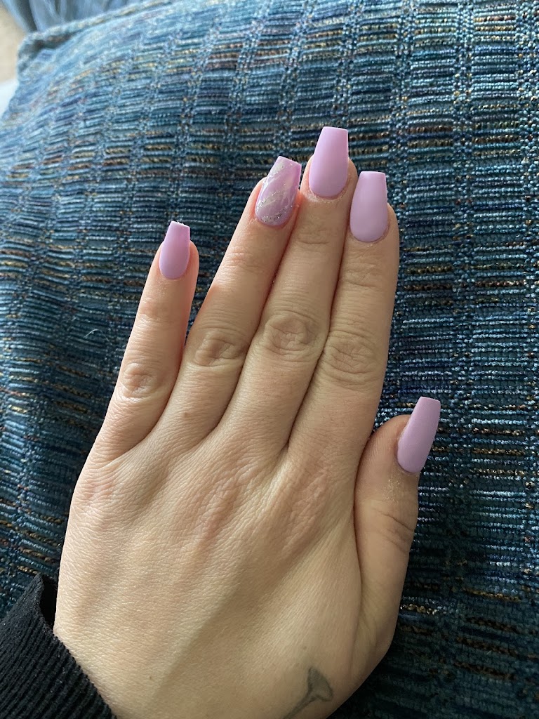 Saigon Nails Missoula, MT 59803 Services and Reviews