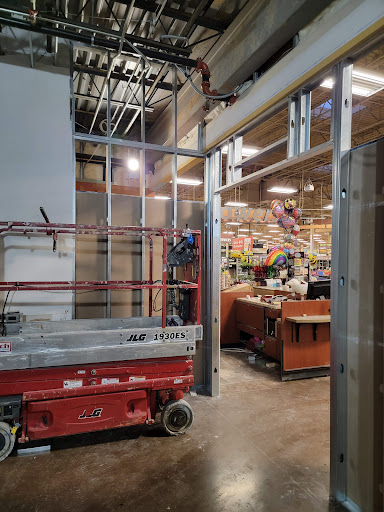 Shopping Mall «Poplar Plaza Shopping Center», reviews and photos, 3440 Poplar Ave, Memphis, TN 38111, USA